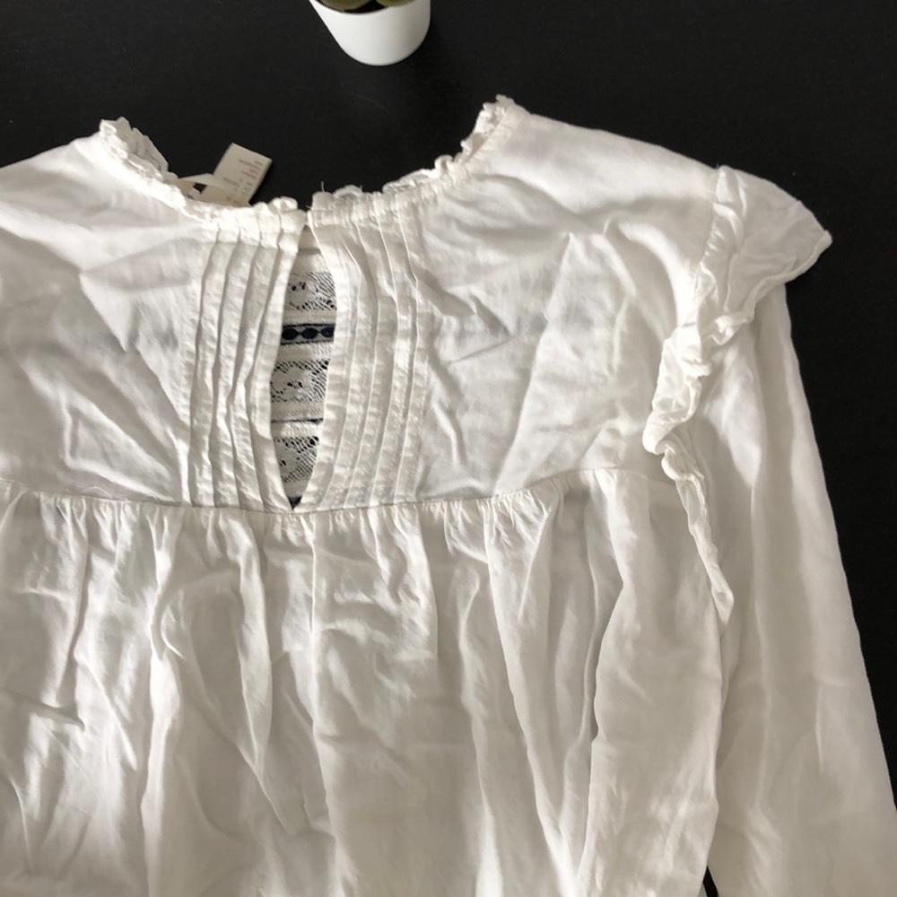 H&M- Tops 2/20 - Picture 3 of 3